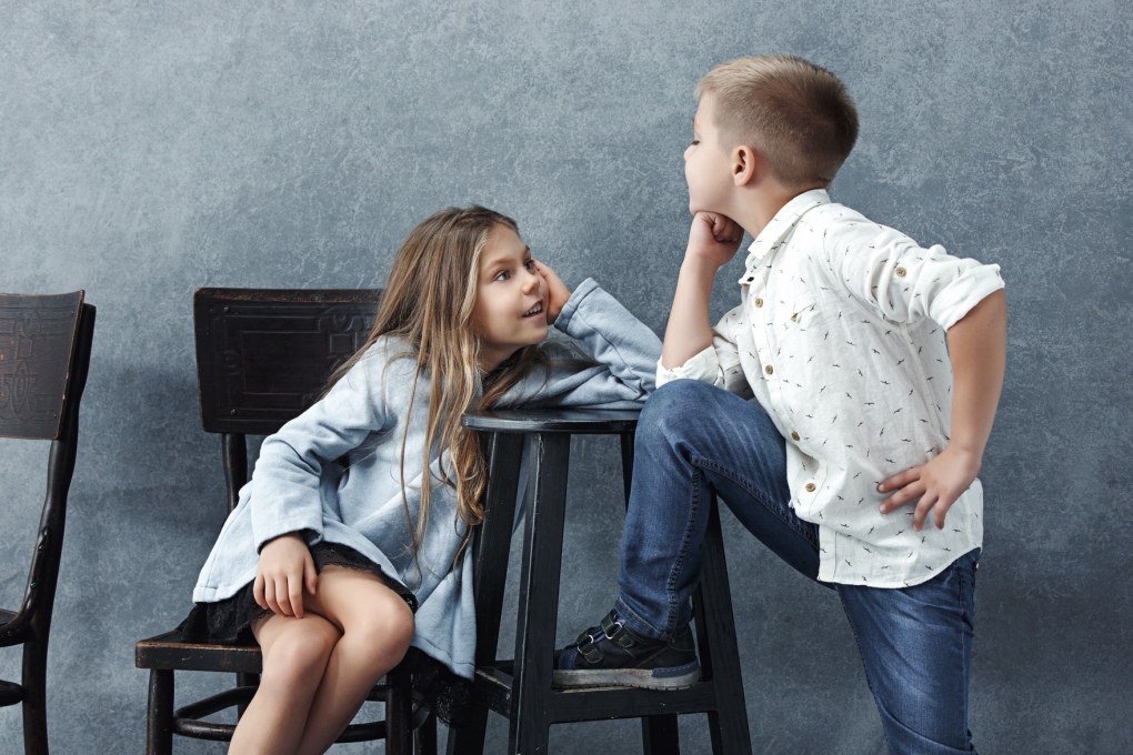 Parentifikasi dan Infantilisasi: Penyebab, Dampak, dan Strategi Mengatasinya