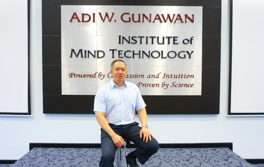 Dua Dekade Perjalanan: Konstruksi Protokol Hipnoterapi Singkat yang Efektif